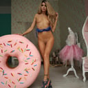 Blonde_Stunner_Dances_and_Strips_StasyQVR_MonroQ_vr_porn_video_vrporn.com_virtual_reality