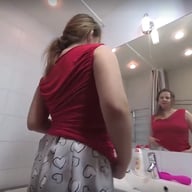 Hot Chubby Big Titts Lina Shaves Her Pussy & Plays With Toy 7vr VRXClouds vr porn video vrporn.com virtual reality