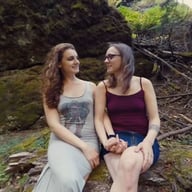 Endza & Sierra's Interview YanksVR Endza Sierra Cirque vr porn video vrporn.com virtual reality