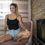 Sassy Tiff - Young Babe Pussy Play With Squirting WoowVR vr porn video