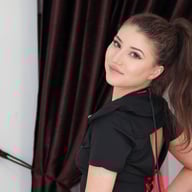 Lindsay Maddox - Hungry Girl Can't Wait for Dinner VRixxens vr porn video