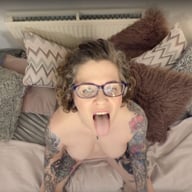 Naughty Yogo - Inara Stark PeepingThom vr porn video