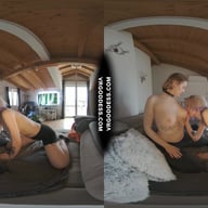 Blonde Spinner Ingrida Eats Dianas Pussy Rainy Day After The Beach VRgoddess vr porn video