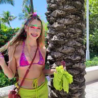 SMOKESHOW Swallows Then SPITS CUM INSIDE her CUNT! Immoral Family vr porn video