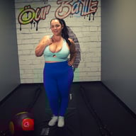 My Trainer is So Hot Amanda Thickk BlushErotica vr porn video