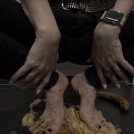 Sabdeluxe - Outdoor Footdate Sabdeluxe VR vr porn video