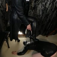 Goddess Andreea - All leather Goddess Andreea HouseOfLust vr porn video