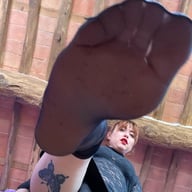 Badass Mistress Ammalia wants you to lick her shoes VRFootFetish vr porn video