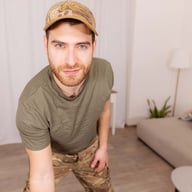 Get a Soldier at Home Ruben Martinez Oskar Ivan VirtualRealGay vrporn video