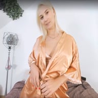 Curvy As Fuck Sharon White perVRt vr porn video