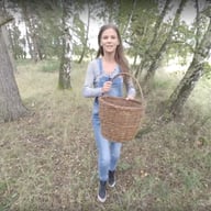 Sarah Kay Walks in The Woods PS-Porn vr porn video