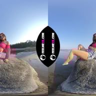 Gabby Bella Masturbates With 4Fingers On The Beach FeelmeVR vr porn video