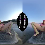 Gabby Bella Masturbates With 4Fingers On The Beach FeelmeVR vr porn video