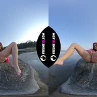 Gabby Bella Masturbates With 4Fingers On The Beach FeelmeVR vr porn video