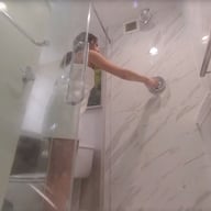 Gigi VR Shower Main Fragger VR vr porn video