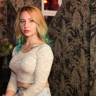 Gloryous Coffee and Cream - Maya Blue VRoomed vr porn video