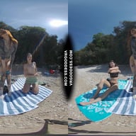 3 Babes Naked On Vacation Beach Picnic Playing Frisbee Searching For Shells And Bubble VRgoddess vr porn video