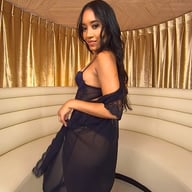 Linda Baker iStripper vr porn video