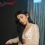 Now You See It Now You Don't - Maddie Perez VRoomed vr porn video