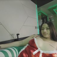 Christmas Gift Tall Venezuelan BTS Photoshoot Luna Perri PLAYVR vr porn video7