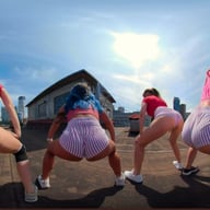Twerk on roof VRQueens vr porn video