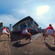 Twerk on roof VRQueens vr porn video