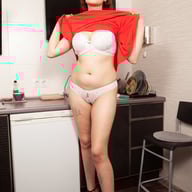 Legazi Divine Has A Big Meaty Pussy She Shows Us In VR Baberoticavr vr porn video