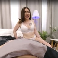 Squeeze - Aleya Sun III SqueezeVR vr porn video