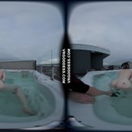Aloida Rooftop Naked Jacuzzi On A Cold And Windy Day VRgoddess vr porn video