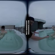 Aloida Rooftop Naked Jacuzzi On A Cold And Windy Day VRgoddess vr porn video