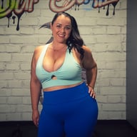 My Trainer is So Hot Amanda Thickk BlushErotica vr porn video