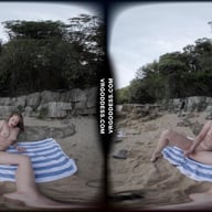 On Vacation With Mira Masturbating And Getting Off On A Tropical Beach In Italy VRgoddess vr porn video