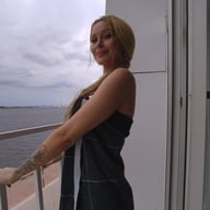 Seashore Babe RishaQ StasyQVR vr porn video