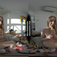 Teen Lika Eating And Masturbating With Bananas VRgoddess vr porn video