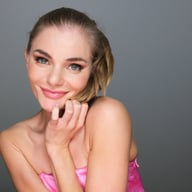 Someone Ordered Face Sitting Fibi Euro CzechAR vr porn video