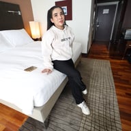 Thai Street Pick With Amazing Ass Get A Full Facial Milk JohnTronVR vr porn video