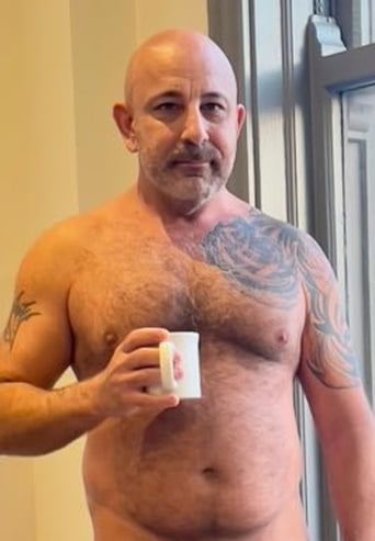 Hung Arab Dad VR