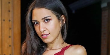 Petite Latina Has A Whole Lot to Offer