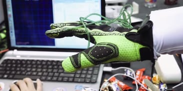 VR Gloves That Use Air Pockets for Haptic Feedback