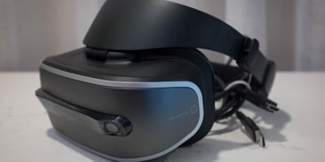 Lenovo Announces Its First VR Headset on Windows Holographic Platform
