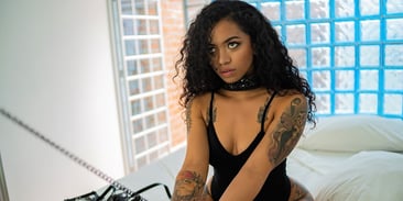 Viva Zapata! Alejandra Cannot Get Enough of BDSM Sex