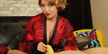 The Big MILF Energy of Mistress T: She Is the Boss!