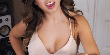 Wild Latin Babe Frida Sante Is Always Ready For Sex