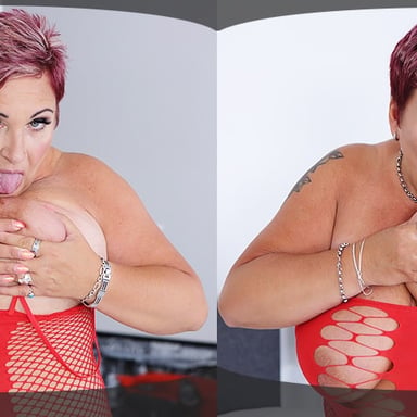 BBW Redhead Mature VirtualXPorn Joanna Crow vr porn video vrporn.com virtual reality