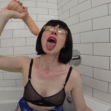 Dripping Julia FFStockings vr porn video vrporn.com virtual reality