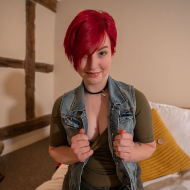 Sharing is Caring Olivia Kinks WankitNowVR vr porn video vrporn.com virtual reality