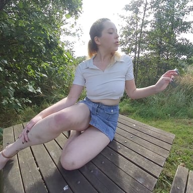 Aloralux - Smoking Bench VRsmoker vr porn video