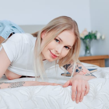 Cutie Gives a Welcoming Solo Show Mimi Cica TmwVRnet vr porn video