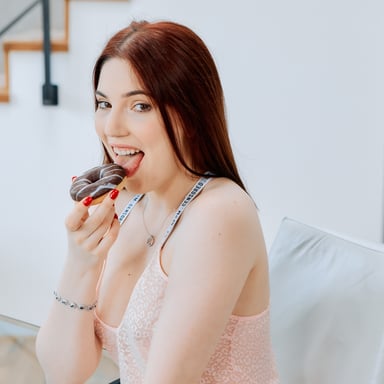 ussy pleasing after breakfast Mia Evans TmwVRnet vr porn video
