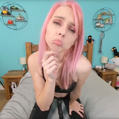 Strap On Domme Jimmydraws vr porn video
